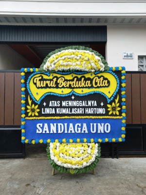 Papan Bunga Duka di Cipinang Besar Selatan